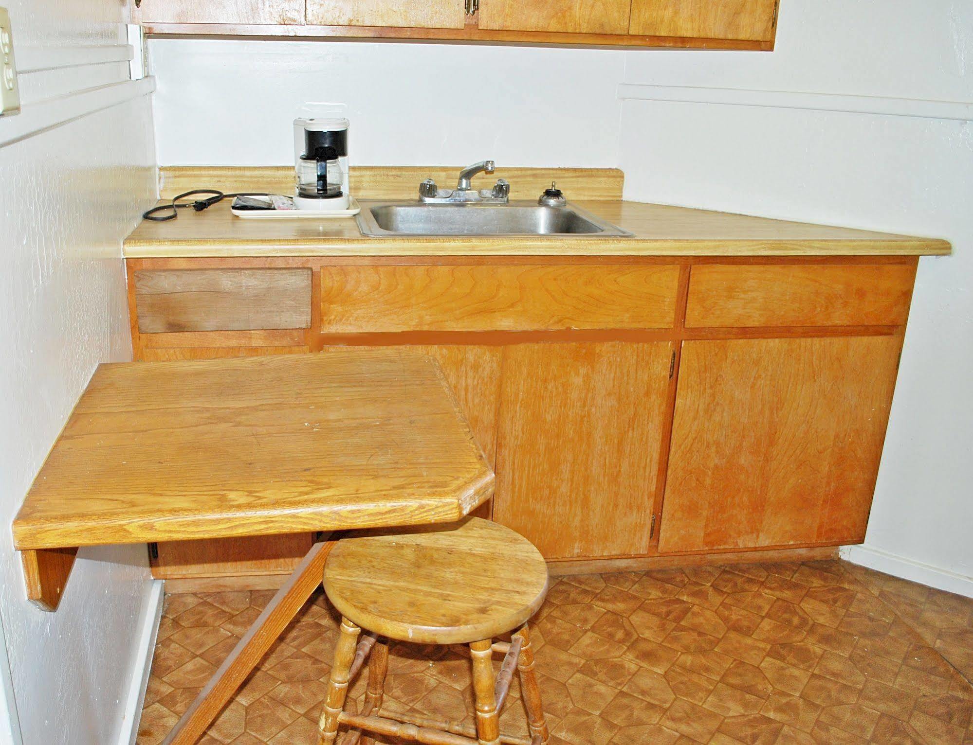 Oregon Motel 8 And Rv Park Klamath Falls Exterior foto