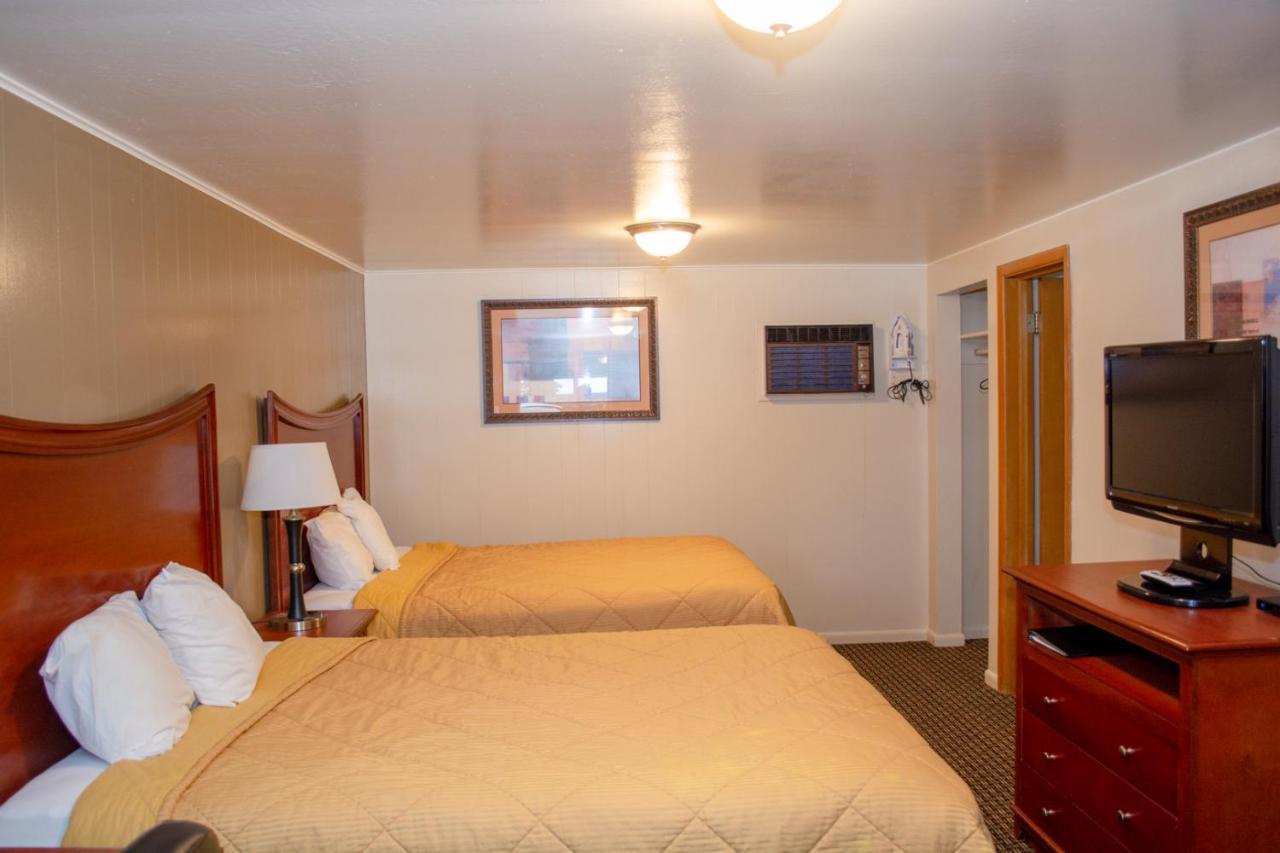 Oregon Motel 8 And Rv Park Klamath Falls Exterior foto